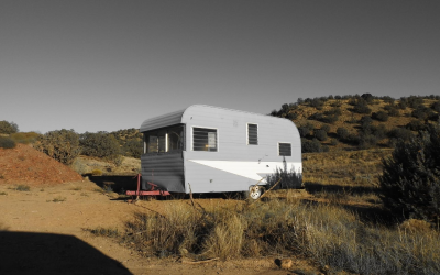 Aménagement malin: petite caravane, maxi espace et style abordable